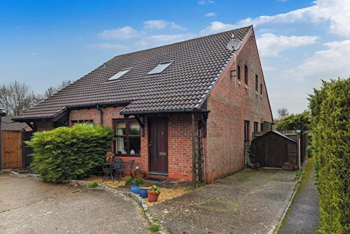 1 Bedroom Terraced House To Rent In Goldsworth Park, Woking, Surrey, GU21