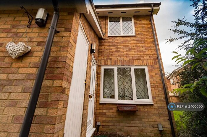1 Bedroom Maisonette To Rent In Simmonds Close, Bracknell, RG42