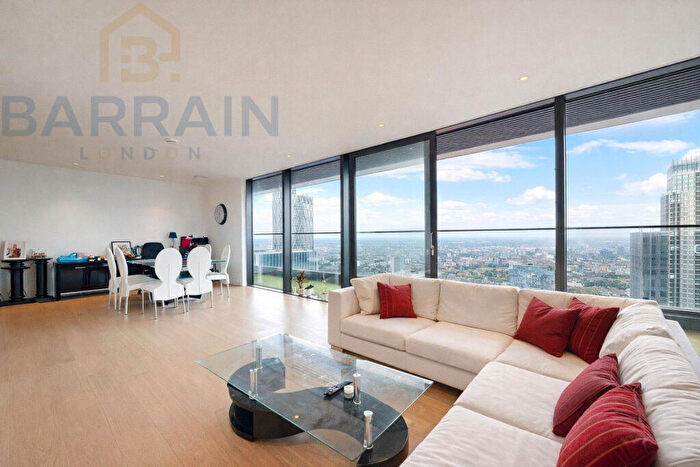 2 Bedroom Flat For Sale In Bagshaw Building, Wardian, London, E14