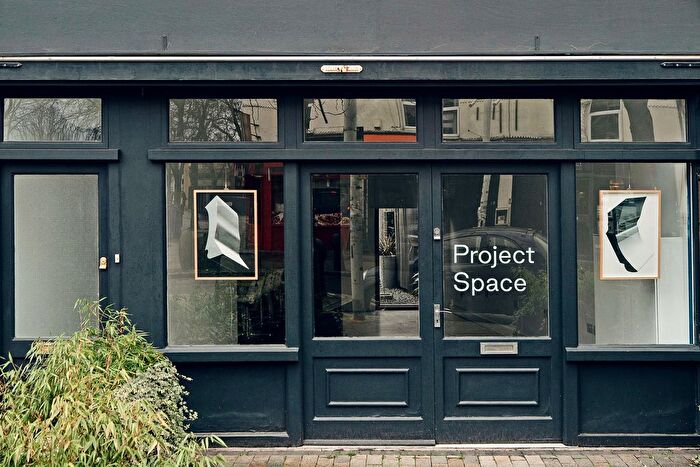 3 Bedroom Maisonette For Sale In Bellenden Road, London, SE15