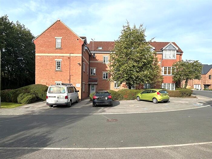 2 Bedroom Apartment For Sale In Bridge Close, Church Fenton, LS24