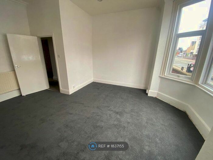 2 Bedroom Flat To Rent In Greenbank Road, Darlington, DL3