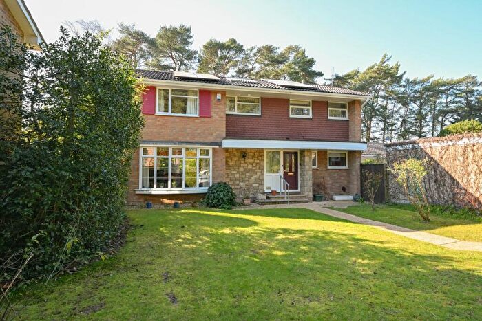 4 Bedroom Detached House For Sale In Dryden Close, Ashley Heath, Ringwood, BH24