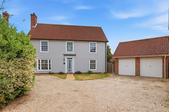 4 Bedroom Detached House For Sale In Meadow View, Needham Market, IP6