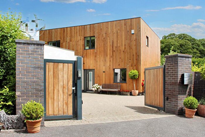 4 Bedroom Detached House For Sale In B Old Butterleigh Road, Silverton, Exeter, Devon, EX5