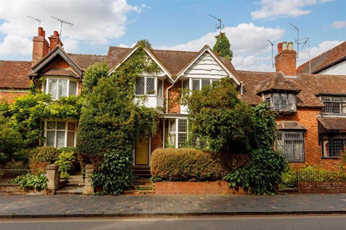 3 Bedroom Terraced House For Sale In Waterside, Stratford-Upon-Avon, CV37