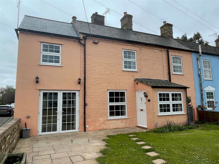 3 Bedroom Cottage To Rent In The Street, Frampton On Severn, Gloucester, GL2