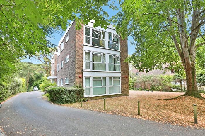 1 Bedroom Flat For Sale In Surrey Road, Poole, Dorset, BH12