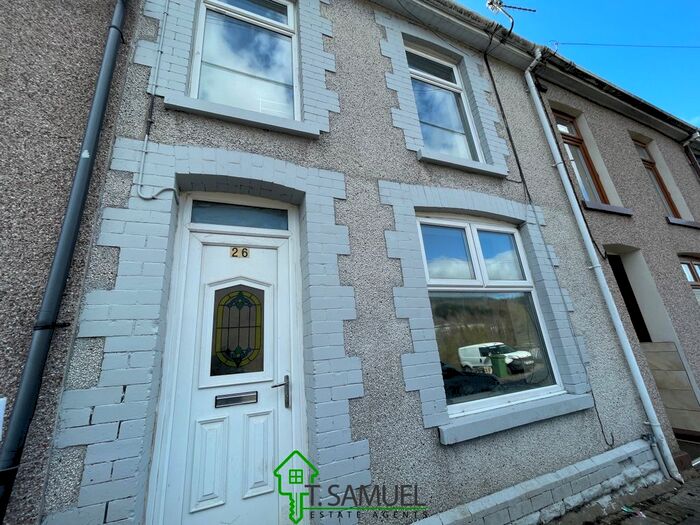 4 Bedroom Terraced House To Rent In Harcourt Terrace, Penrhiwceiber, Mountain Ash, CF45