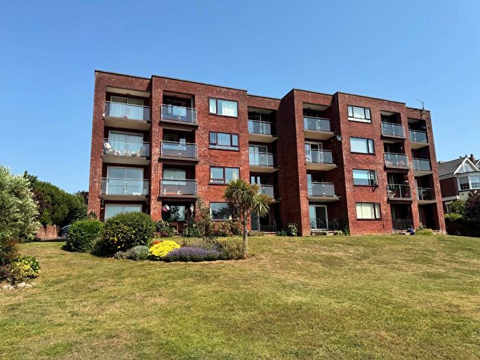 2 Bedroom Flat For Sale In Douglas Avenue, Exmouth, EX8