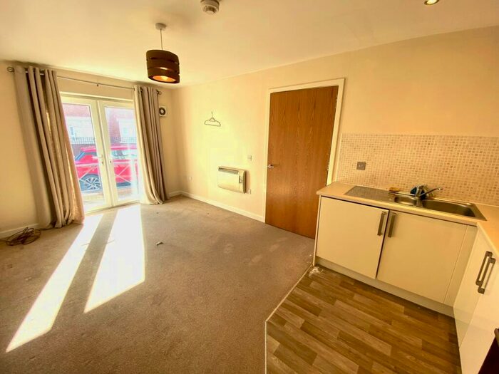 1 Bedroom Apartment To Rent In Canal House, Cardiff Bay, CF10