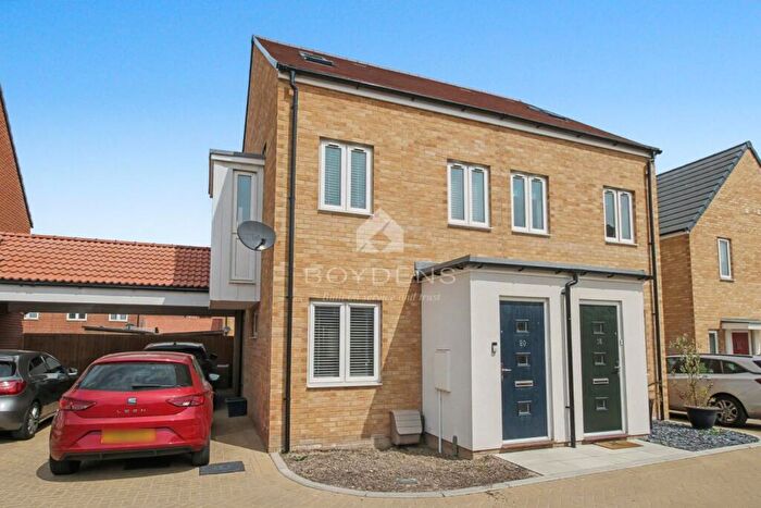 3 Bedroom Semi Detached House To Rent In Culture Close Colchester, CO4