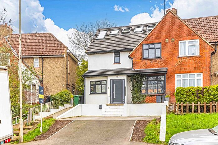5 Bedroom Semi-Detached House For Sale In Primrose Hill, Kings Langley, Hertfordshire, WD4