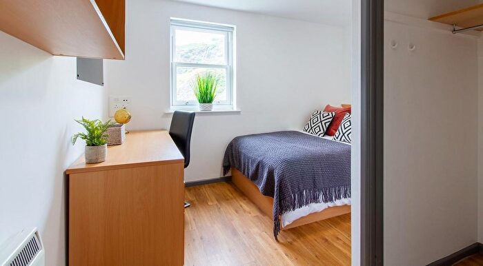 1 Bedroom Flat To Rent In Victoria Terrace, Aberystwyth, SY23