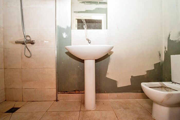1 Bedroom Flat For Sale In Salisbury Mews, High Street, Fordington, Dorchester, DT1
