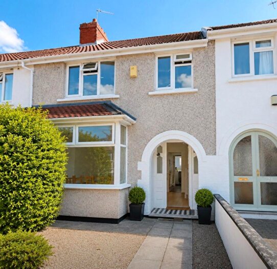 4 Bedroom Terraced House To Rent In Eighth Avenue, Bristol, BS7