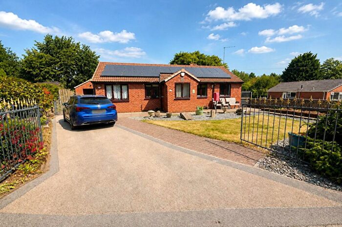 3 Bedroom Bungalow For Sale In Hill Street, Ripley, Derbyshire, DE5