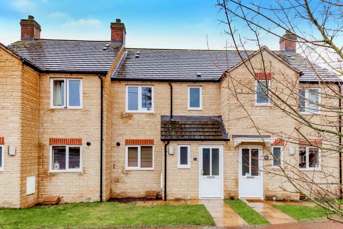 3 Bedroom Terraced House To Rent In Tower Hill, Witney, OX28