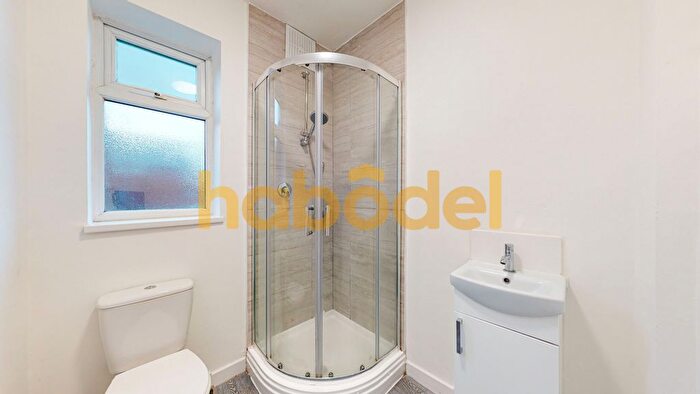 2 Bedroom Flat To Rent In Vimy Avenue, Hebburn, NE31