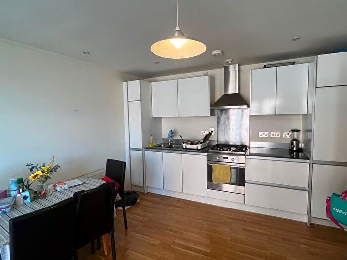 1 Bedroom Flat For Sale In Central Reading, Berkshire, RG1