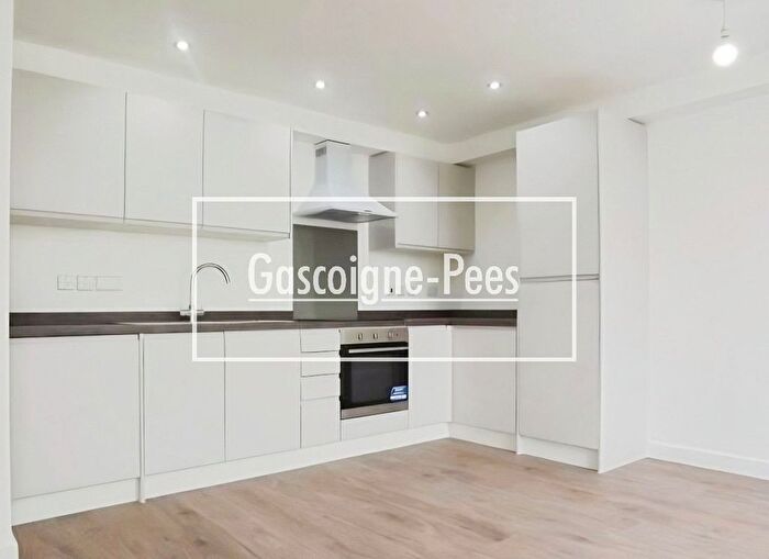 2 Bedroom Flat To Rent In Festival Apartments, Basingstoke, RG21