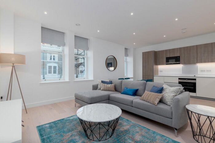 2 Bedroom Flat To Rent In Atelier Apartments, London, W14