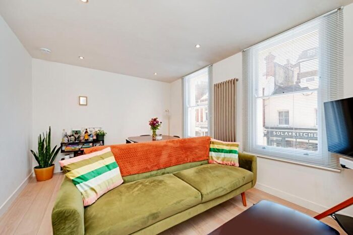 1 Bedroom Flat To Rent In Heath Street, Hampstead, NW3