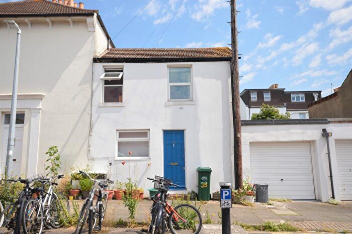 1 Bedroom End Of Terrace House To Rent In Ditchling Rise, Brighton, BN1