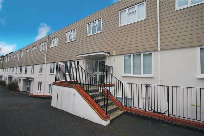 2 Bedroom Apartment To Rent In Malt House Place, Green Drift, Royston, SG8