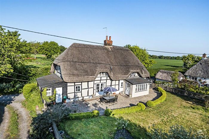 3 Bedroom Detached House For Sale In Uphill, Urchfont, SN10