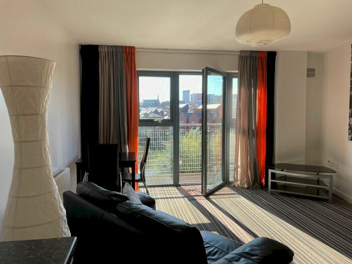 2 Bedroom Flat To Rent In Adelaide Lane, Sheffield, S3