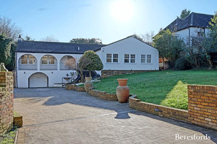 4 Bedroom Detached House For Sale In Riffhams Lane, Danbury, CM3