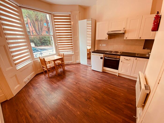 Studio To Rent In Pleshey Road, London, N7