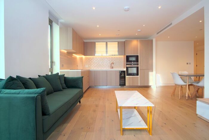 2 Bedroom Flat To Rent In Radley House Palmer Road, London, SW11