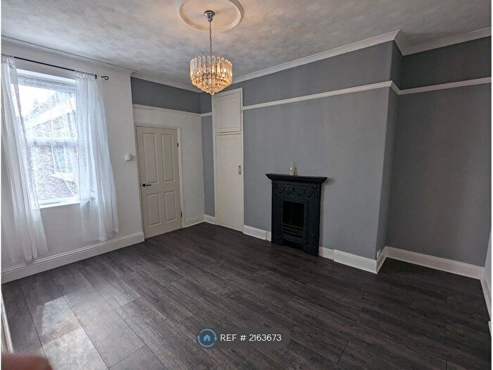 3 Bedroom Flat To Rent In Berwick Terrace, North Shields, NE29