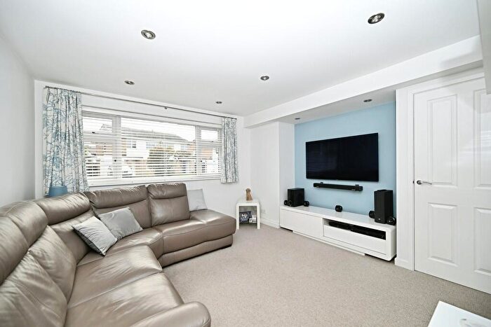 4 Bedroom Detached House For Sale In Buccleuch Close, Dunchurch, Rugby, CV22