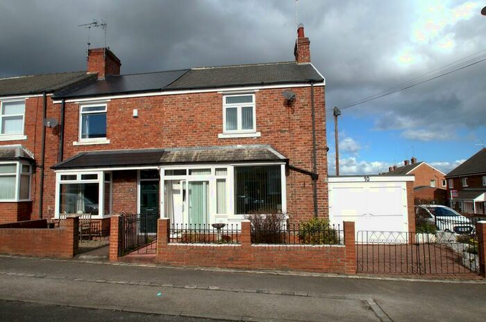 2 Bedroom End Of Terrace House To Rent In Coronation Street, Chester Le Street, DH3