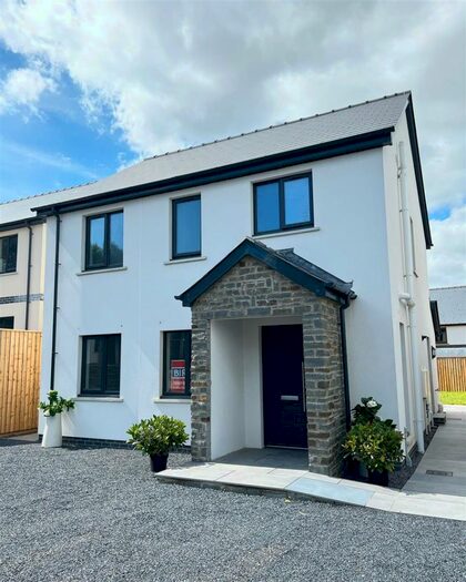 3 Bedroom House For Sale In , The Acorns, Sageston, SA70