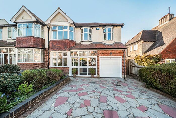 4 Bedroom Semi Detached House For Sale In Hayes Garden, Hayes, Bromley, Kent, BR2