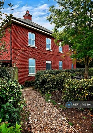 4 Bedroom Flat To Rent In St Catherines Court, Winchester, SO23