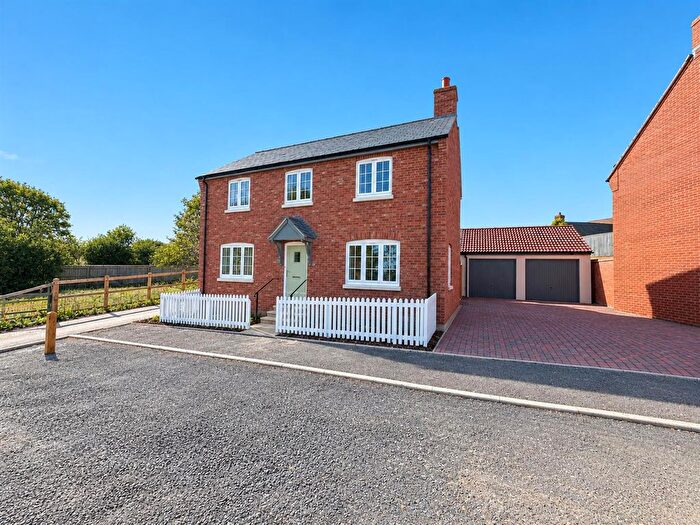 4 Bedroom Detached House For Sale In Ridge Lane, Chesil Reach, Chickerell, DT3
