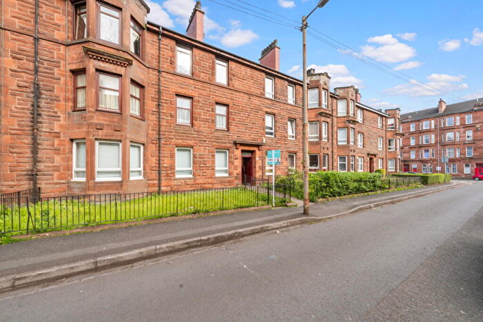 3 Bedroom Flat For Sale In Ardbeg Street, Glasgow, G42