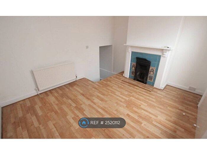 1 Bedroom Flat To Rent In Newark Street, Reading, RG1