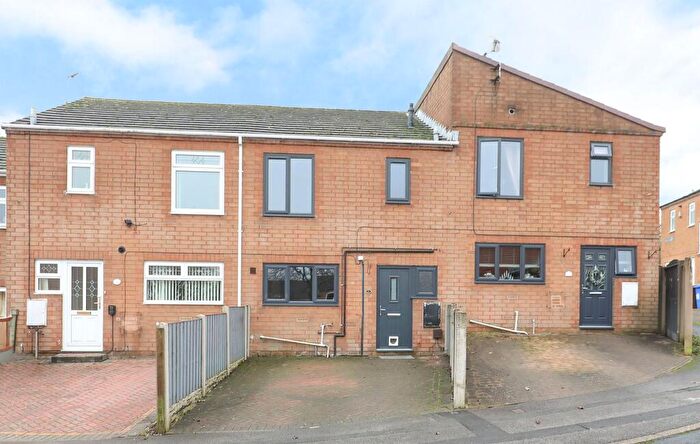3 Bedroom Terraced House For Sale In Knowle Top, Halfway, S20