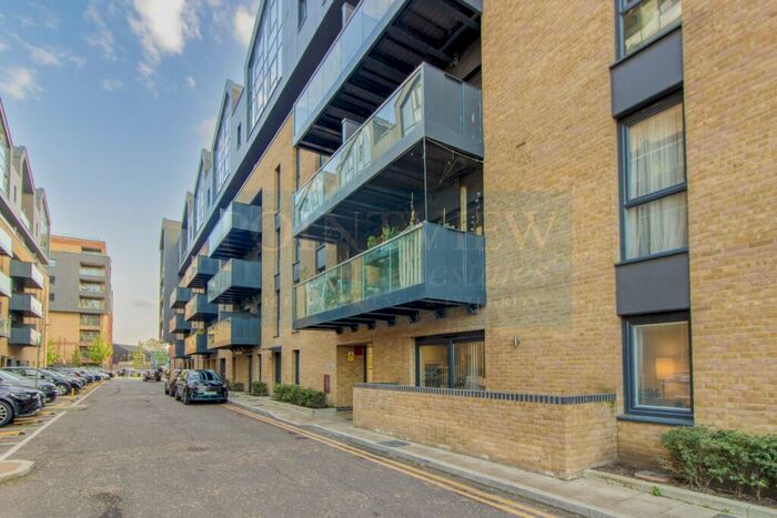 2 Bedroom Flat To Rent In The Eclipse, Hoffmans Road, London, E17