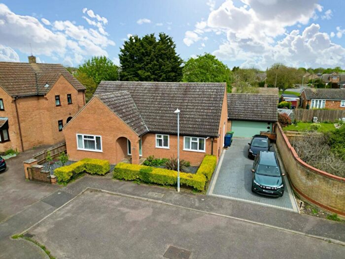 3 Bedroom Detached Bungalow For Sale In Canmore Close, Sawtry, Cambridgeshire., PE28