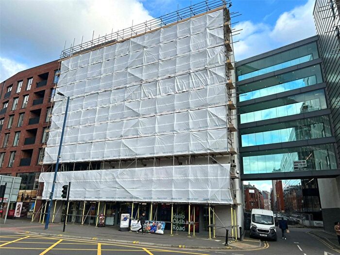 2 Bedroom Flat For Sale In Oldham Road, Manchester, M4