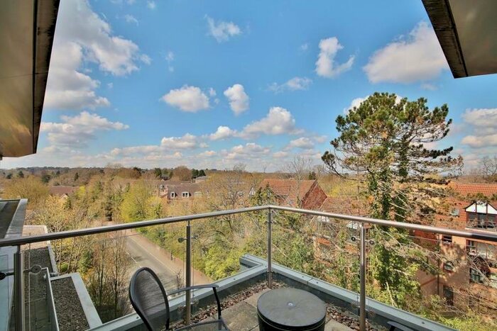 2 Bedroom Apartment To Rent In Woking, Surrey, GU22