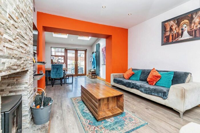 2 Bedroom Cottage For Sale In The Square, Harley, Rotherham, S62