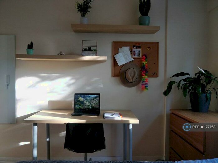 4 Bedroom Flat To Rent In Grimthorpe House, London, EC1V